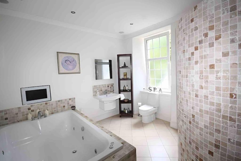 Island Seaview Villa With Swim Spa & Sauna 罗撒西 外观 照片